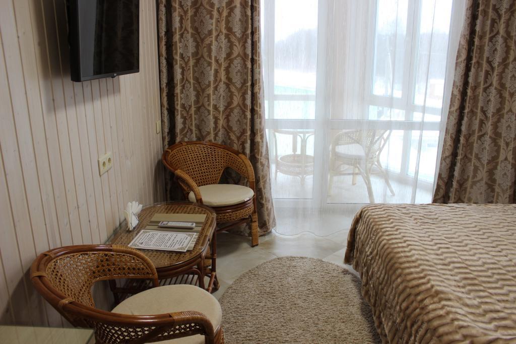 Kentavr Hotel Navapolatsk Buitenkant foto